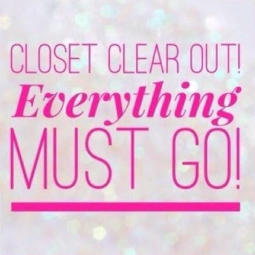 ✨MOVING SALE- Make an Offer!!!✨